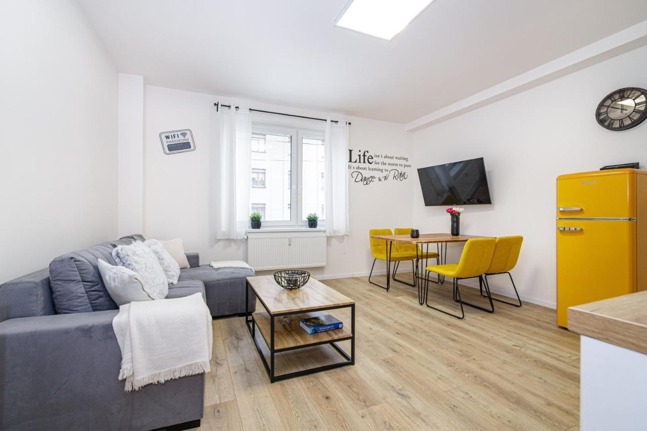 Luxury Apartments Stud - Vb Острава Экстерьер фото